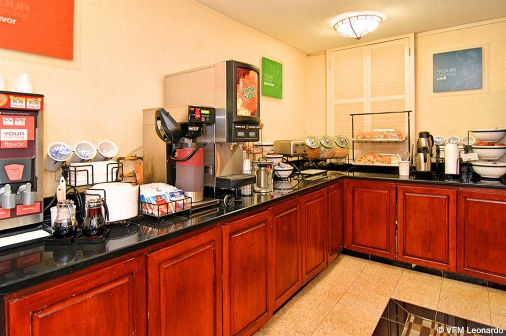 Comfort Inn Red Horse Frederick Exterior foto