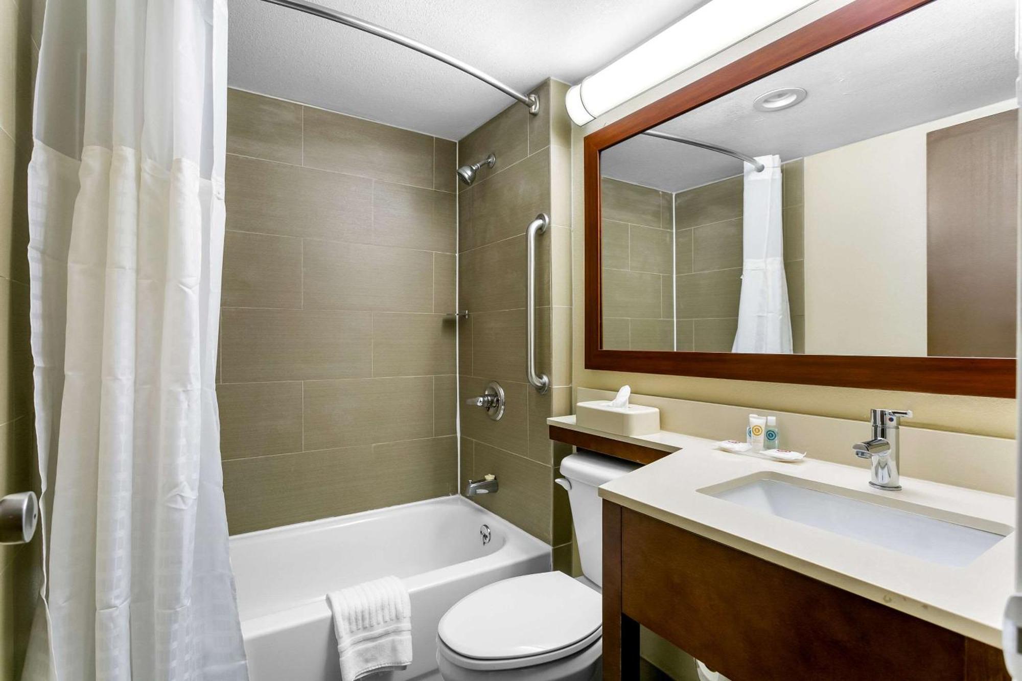 Comfort Inn Red Horse Frederick Exterior foto